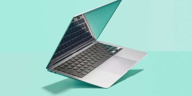 Apple MacBook Air (2020)